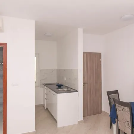 Apartament Tina Sea ?view