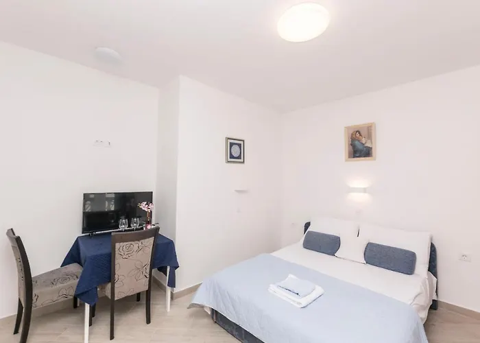Apartament Tina