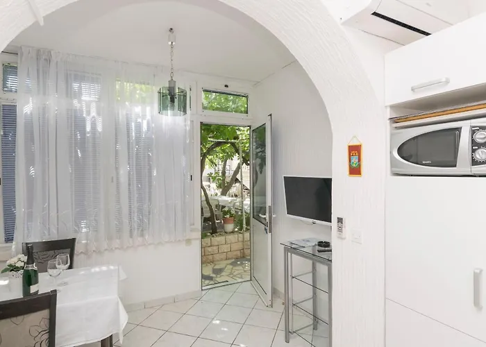 Apartament Tina Pag Town